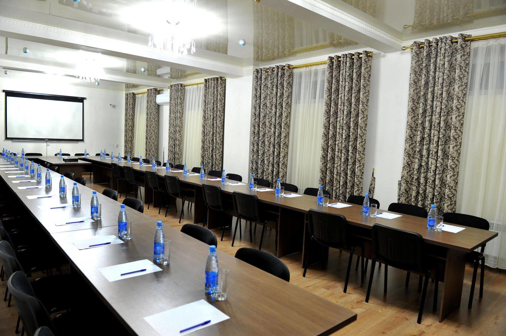 Rich Hotel Bishkek Exterior photo