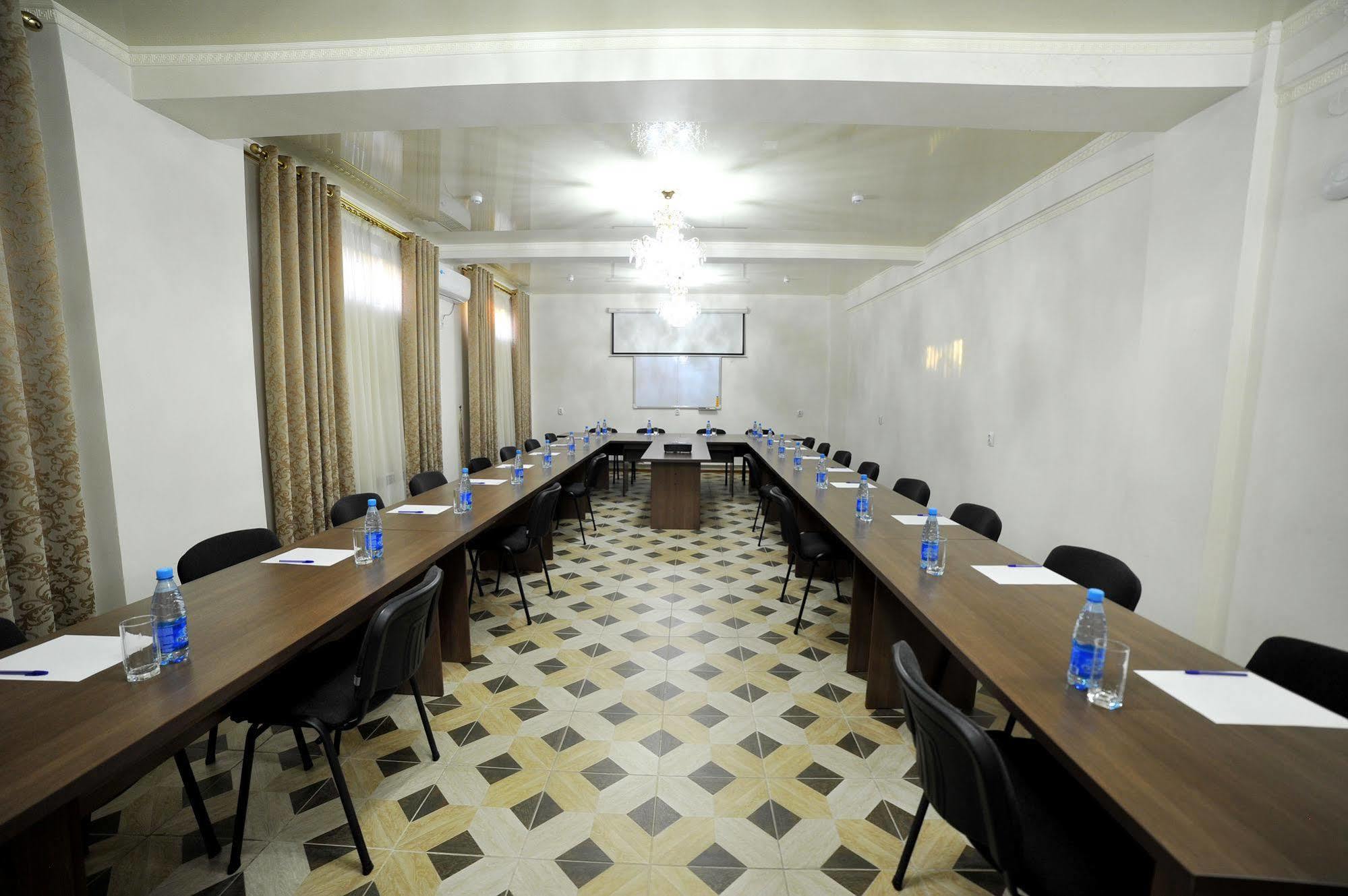 Rich Hotel Bishkek Exterior photo