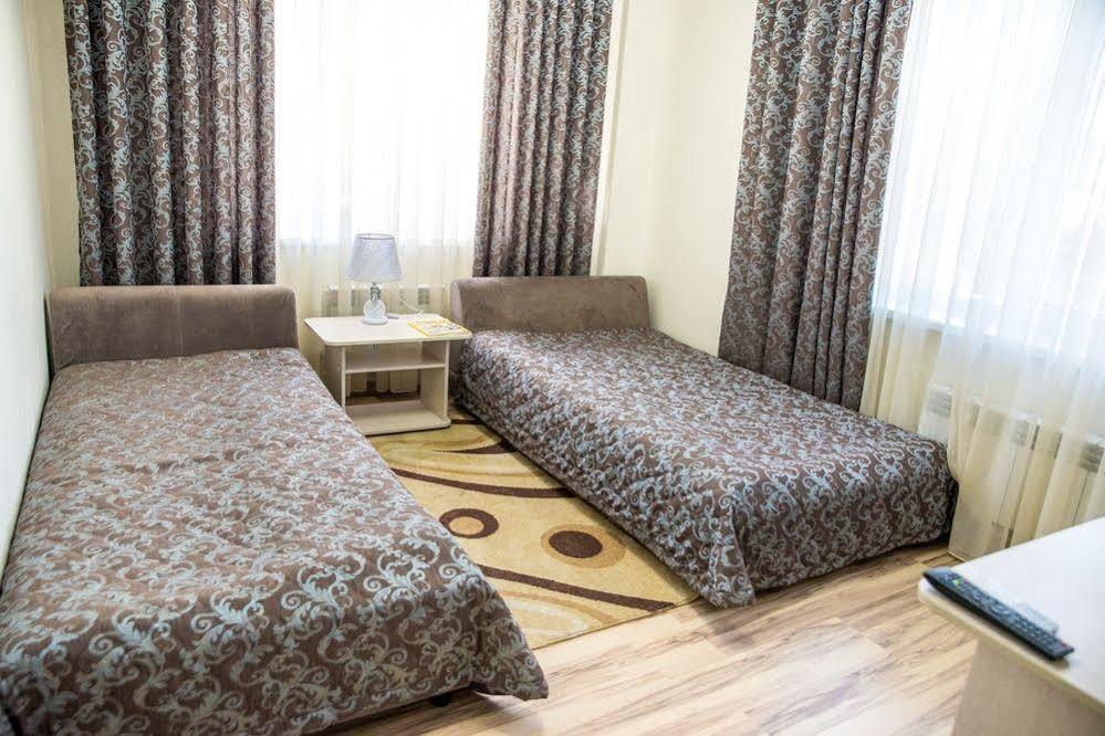 Rich Hotel Bishkek Exterior photo